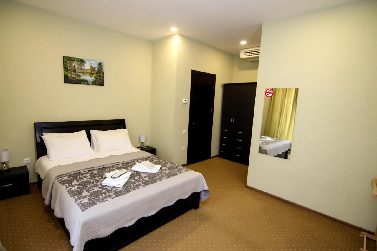 Hotel Salmer Tbilisi Eksteriør bilde